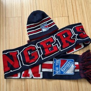New York Rangers hat and scarf set!